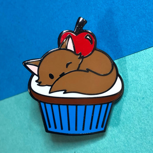 Blue/Brown Cupcake Cat Enamel Pin, Cartoon Cat Pin, cute Cat Pin, Cupcake Pin, Cat Lover Gift, brown cat pin