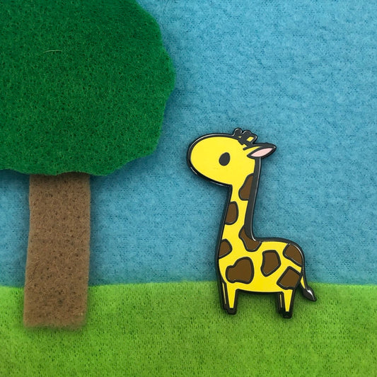 Giraffe Hard Enamel Pin - giraffe pin, giraffe brooch, giraffe lapel pin, cute giraffe pin