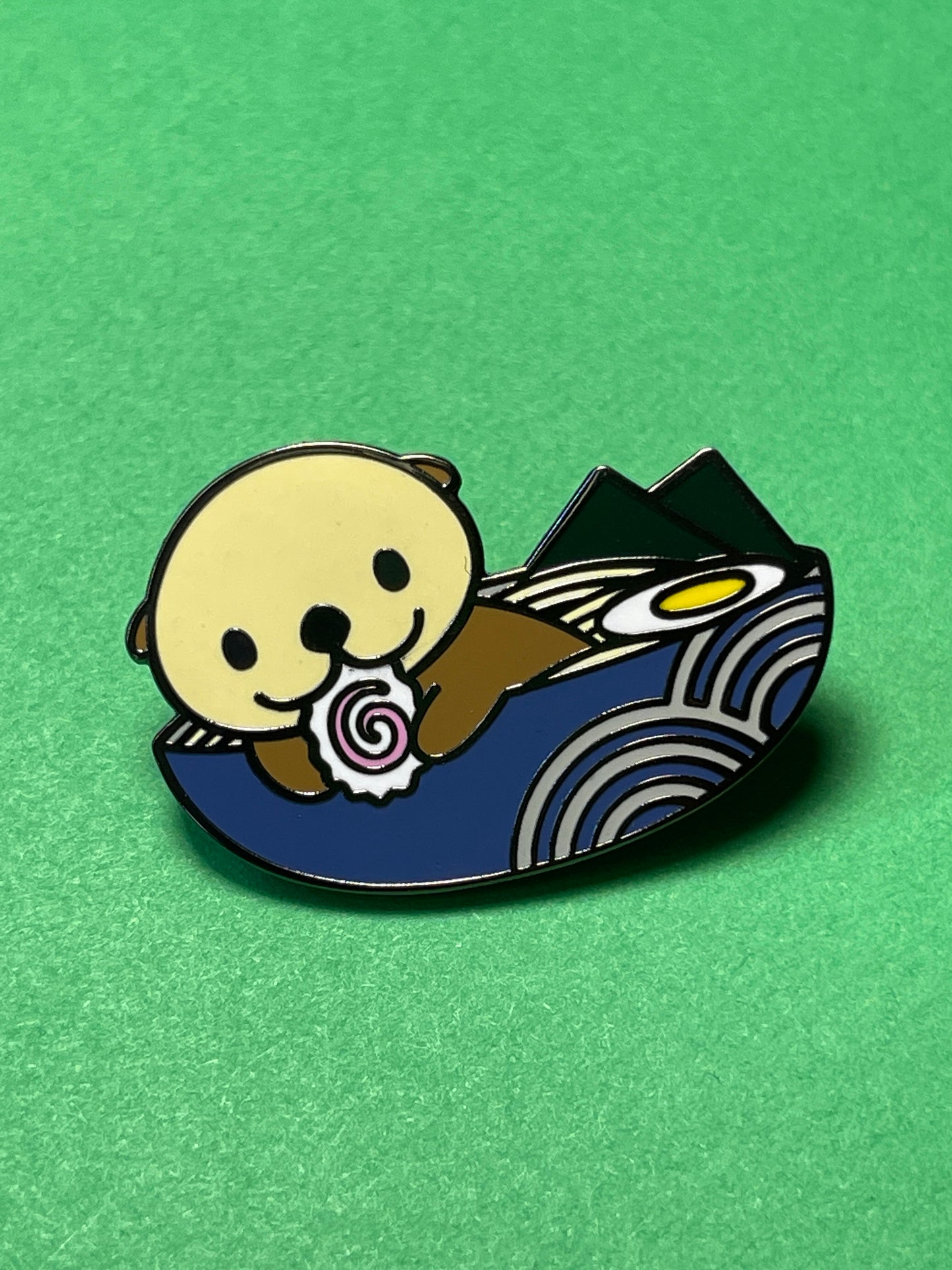 Ramen Otter Pin - Blue / Grey, Otter Hard Enamel Pin, Otter Birthday Gift, Cartoon Otter, Sea Otter Art Pin